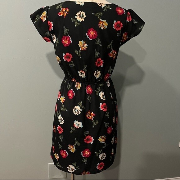 Tucker for Target Black & Pink Floral Print Short Sleeve Dress Size Medium - Picture 6 of 11
